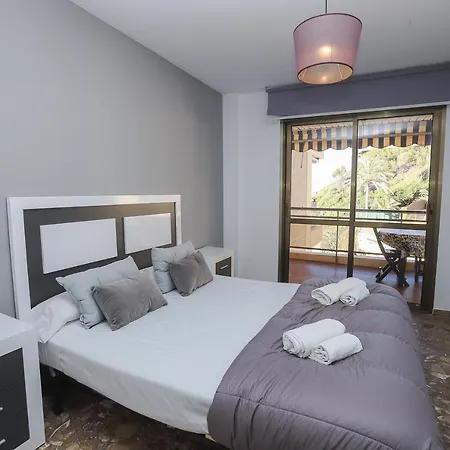 Апартаменты Differentflats Cala Llenguadets